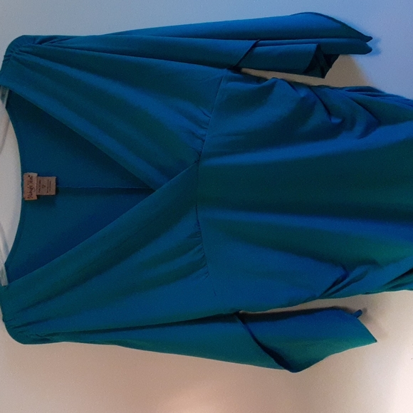 Midnight Velvet Top - Picture 4 of 10